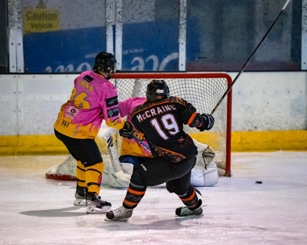 Phoenix number 19 in front of the Donuts goal