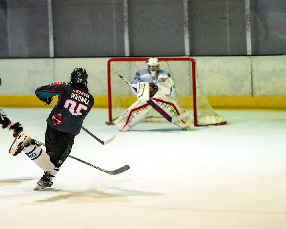 Player approaches the goal. Belfast Phoenix v Wild Hawks.